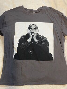 Tupac Graphic Tee